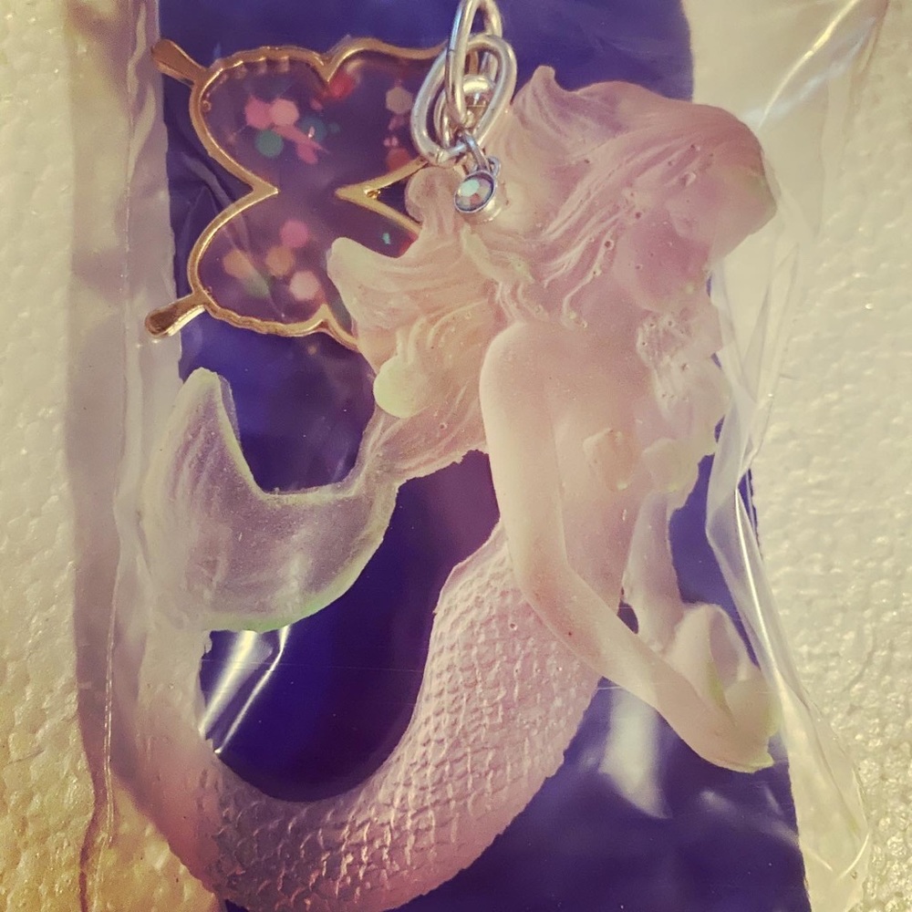 Mermaid butterfly keychain